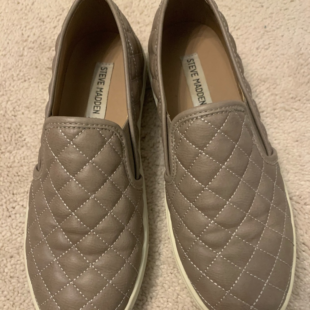Beige quilted leather Steve Madden Sneakers